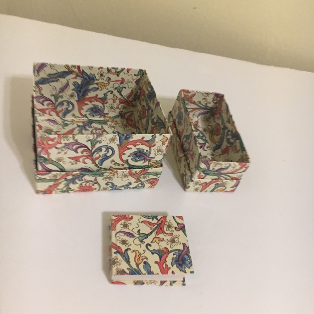 🎁 Gratitude Journal + 2 Czech Decorative Boxes